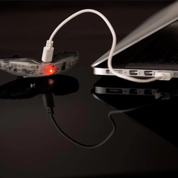 Lumière Arrière MET Pour Casque 4 Lumière Arrière MET Pour Casque – Image 2