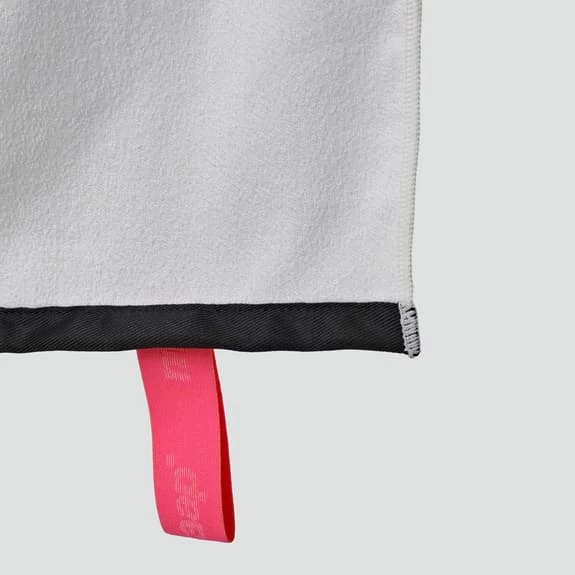 Serviette MAAP Training Blanc Noir 6 Serviette MAAP Training Blanc Noir – Image 4