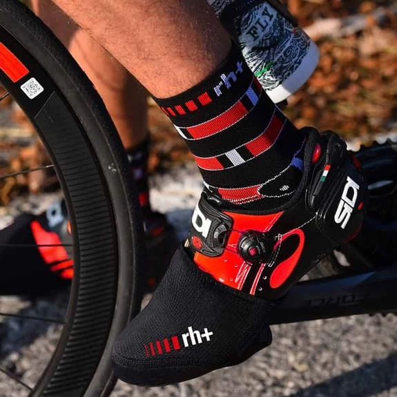 Couvre-orteils Rh+ Logo Noir Rouge 4 Couvre-orteils Rh+ Logo Noir Rouge – Image 2